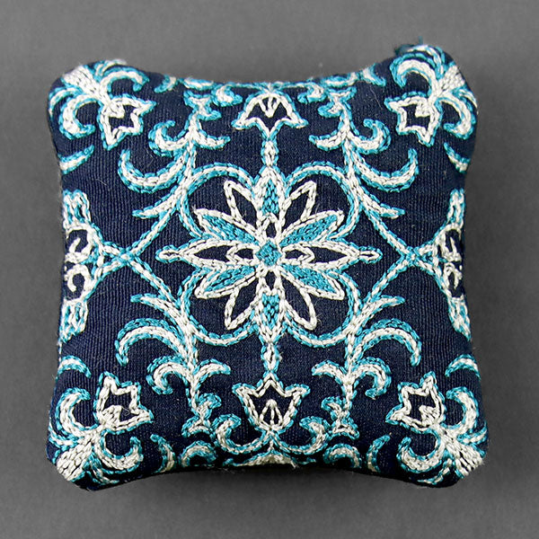 Cozy in Filigree Pillow Pincushion (In-the-Hoop)