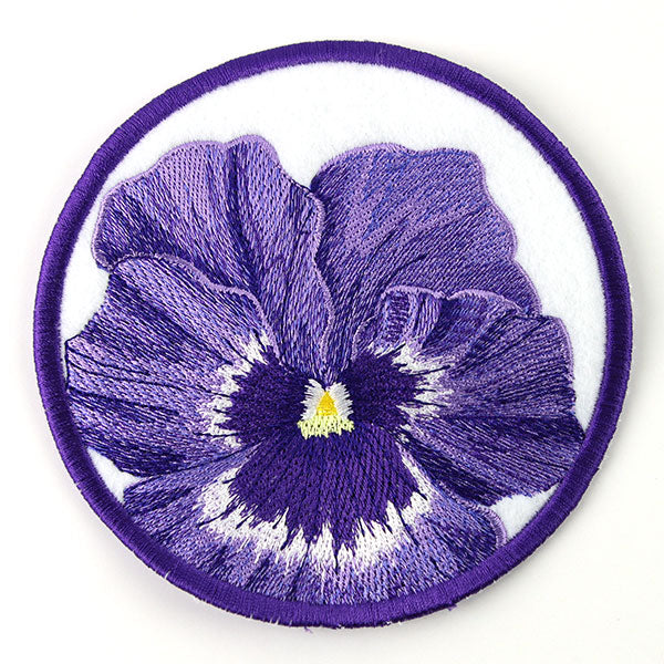 True Beauty Pansy Coaster (In-the-Hoop)