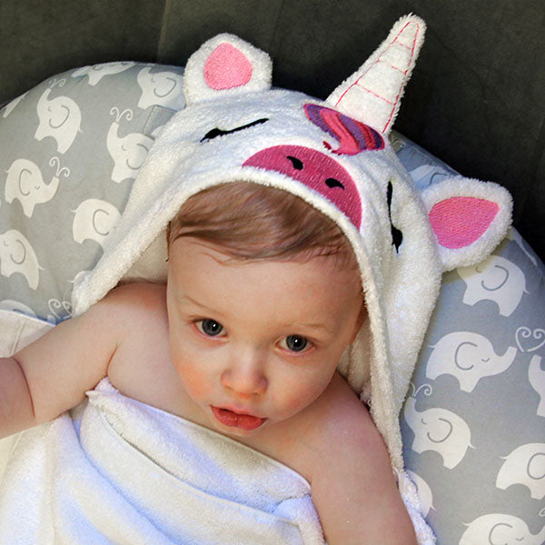 Bath Time Magic Unicorn Towel (In-the-Hoop)