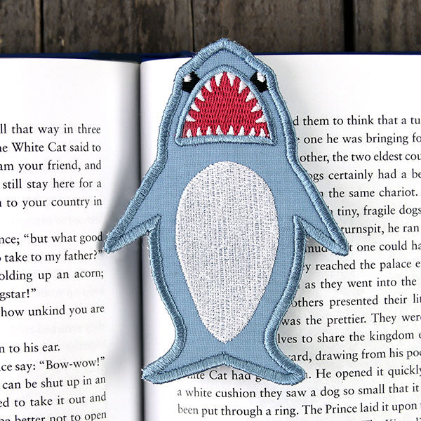 Bite Out of Reading Shark Bookmark (In-the-Hoop)