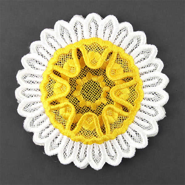 Darling Daisy Wine Glass Coaster (Lace)