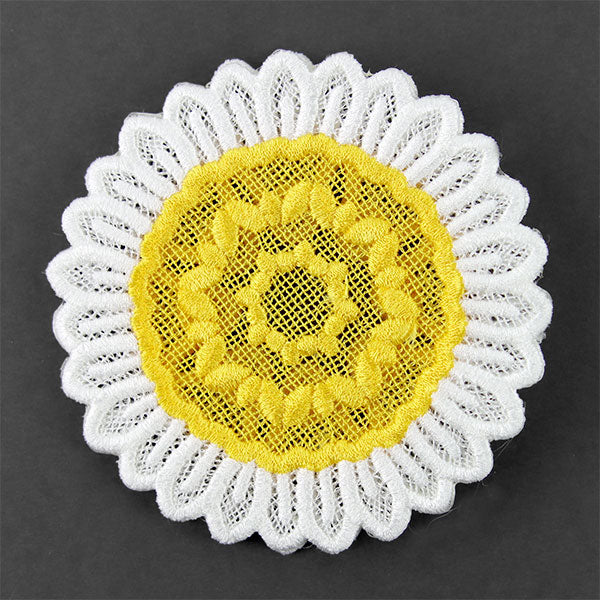 Darling Daisy Wine Glass Coaster (Lace)