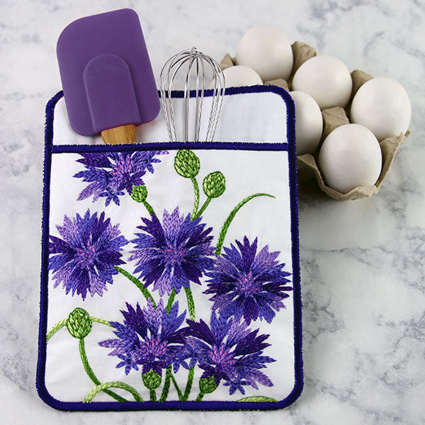 Textured Bachelor Button Potholder (In-the-Hoop)