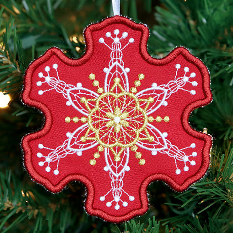 Regal Renaissance Snowflake Ornament (In-the-Hoop)
