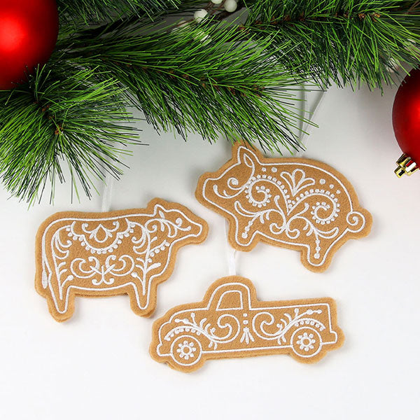 Farm Gingerbread Cookie Ornament - Retro Truck (In-the-Hoop)
