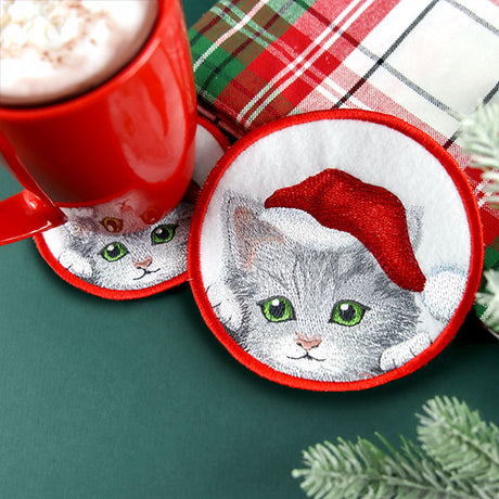Here Christmas Kitty Kitty Coaster 2 (In-the-Hoop)