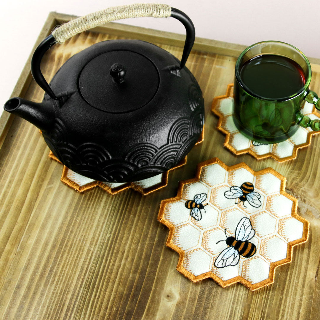 Sweet Honeycomb Trivet (In-the-Hoop)