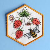 Oh Honey Bee & Strawberries Coaster (In-the-Hoop)