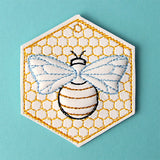Buzzing Bee Keychain (In-the-Hoop) (Puff Foam)