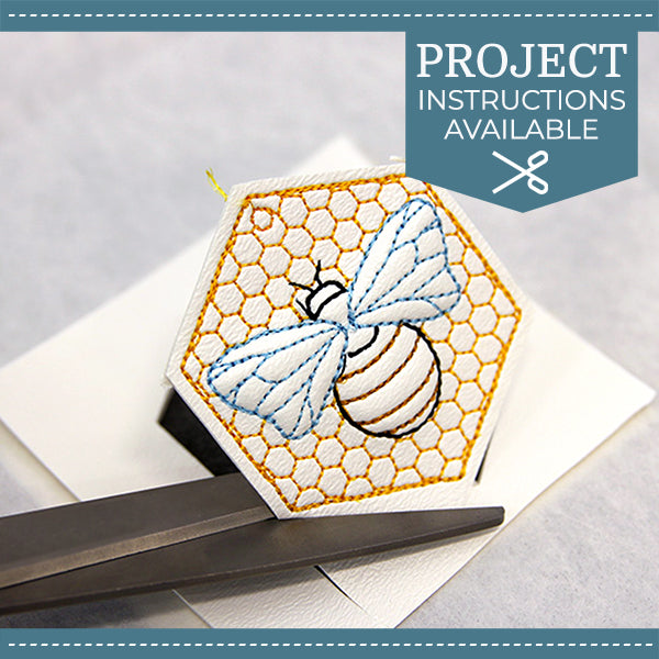 Buzzing Bee Keychain (In-the-Hoop) (Puff Foam)