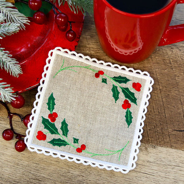 Lace Edge Holly & Berries Coaster (In-the-Hoop)