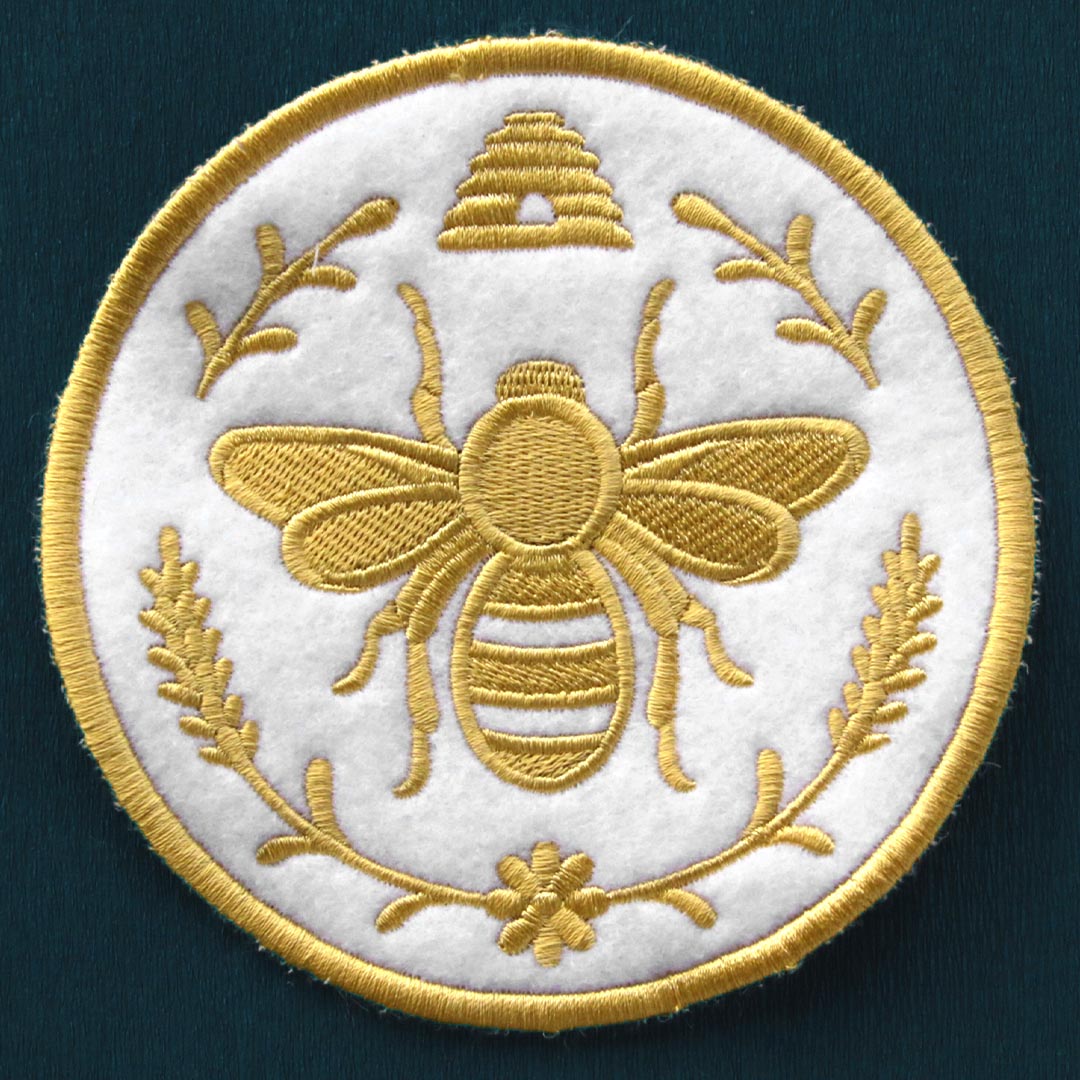 Bee in the Kitchen Coaster (In-the-Hoop)
