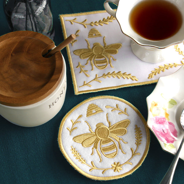 Bee in the Kitchen Coaster (In-the-Hoop)