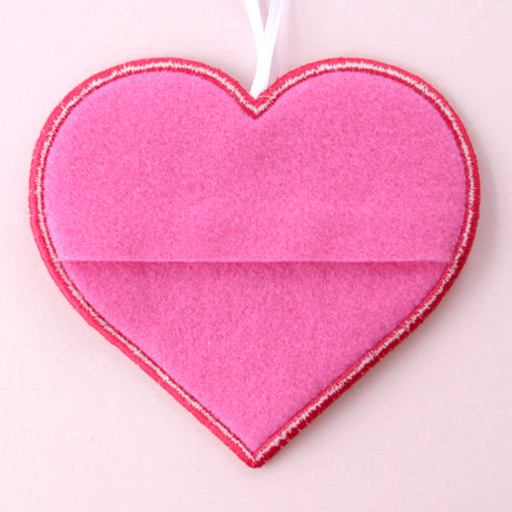 Candy Heart Treat Holder - Be Mine (In-the-Hoop)