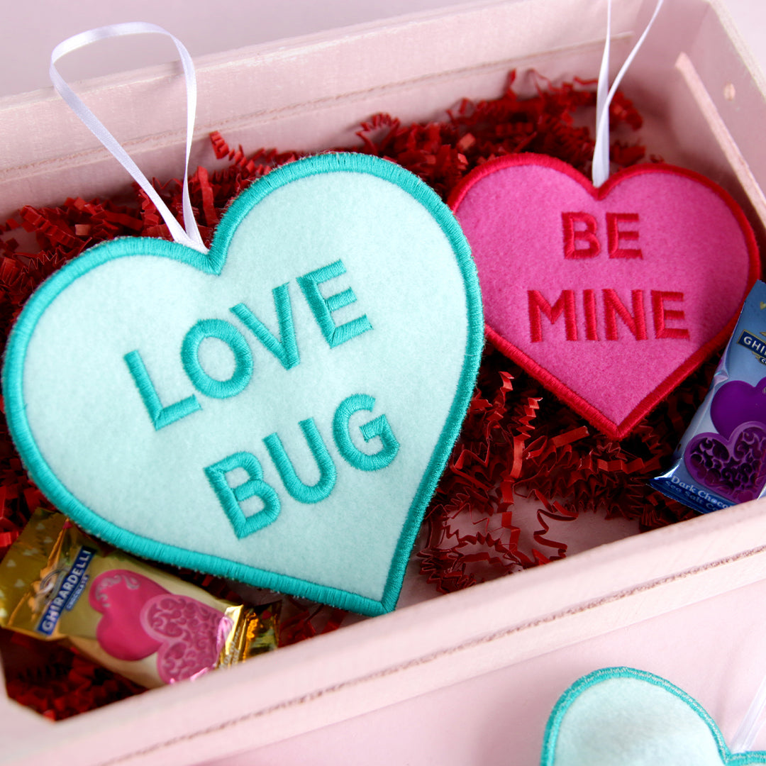 Candy Heart Treat Holder - Be Mine (In-the-Hoop)