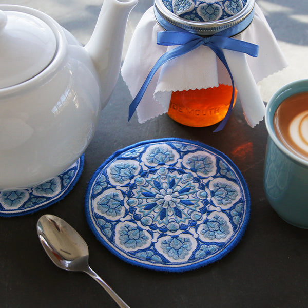 Delft Blue Mandala Trivet (In-the-Hoop)