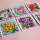 Lace Edge Flower Stamp Coaster - Magnolia (In-the-Hoop)