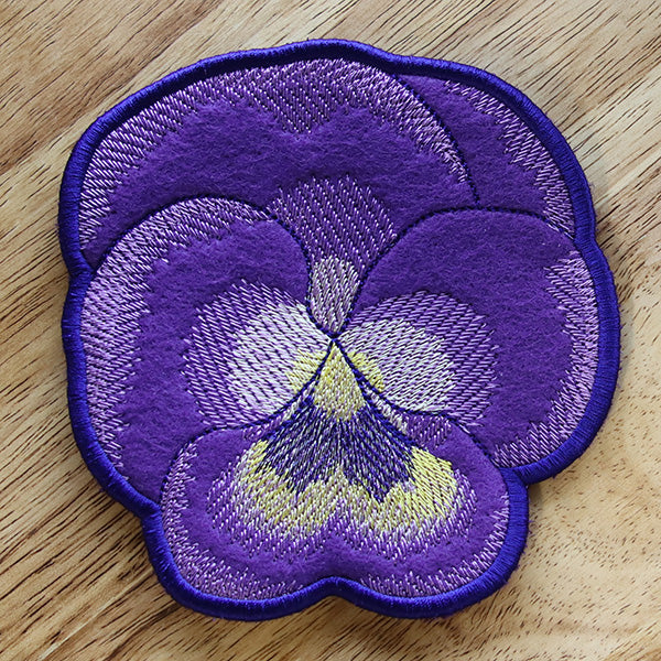 Bloom Coaster - Pansy (In-the-Hoop)
