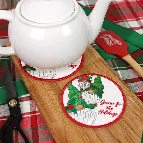 Jolly Gnome Stack Trivet (In-the-Hoop)