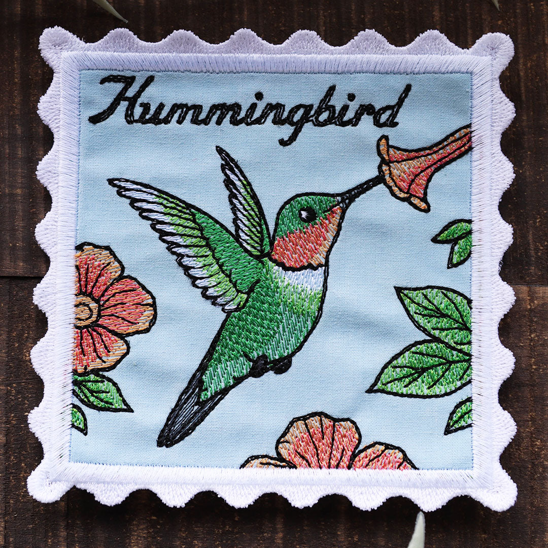 Lace Edge Bird Stamp Coaster - Hummingbird (In-the-Hoop)