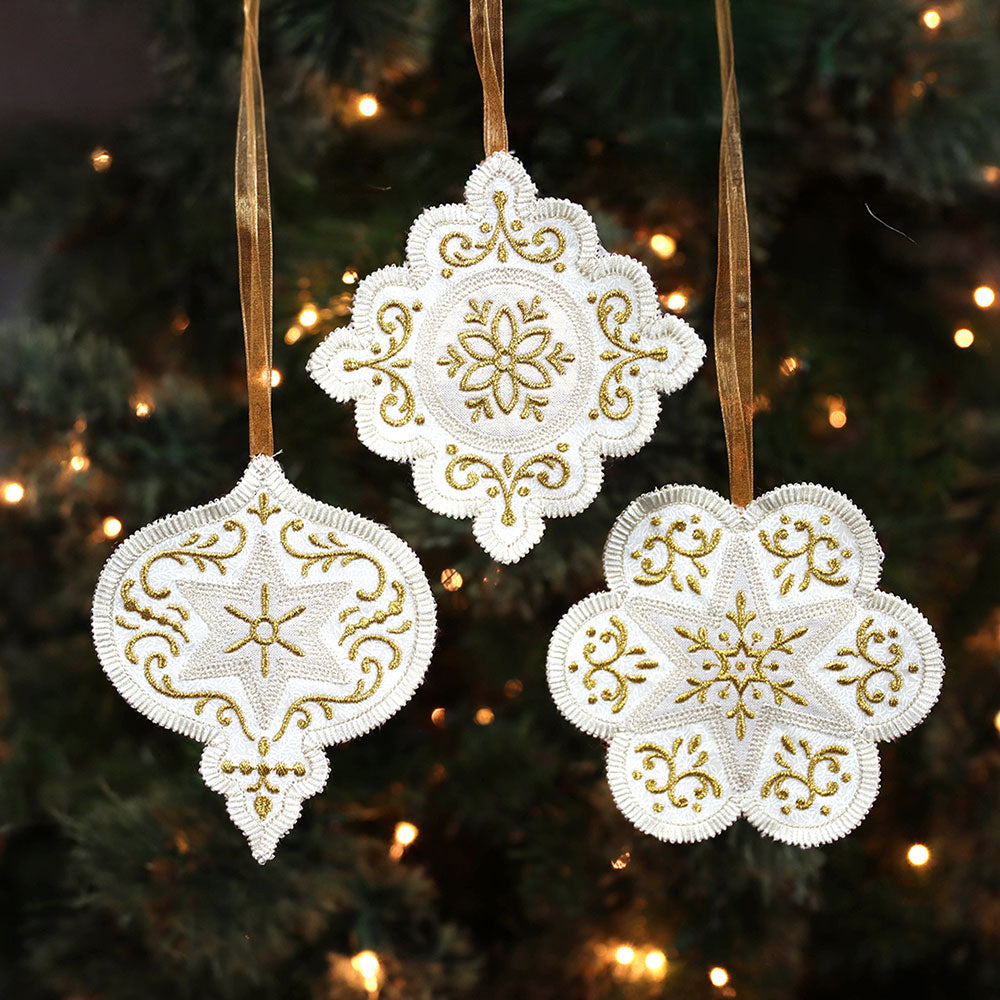 Heirloom Applique Christmas Diamond Ornament (In-the-Hoop)
