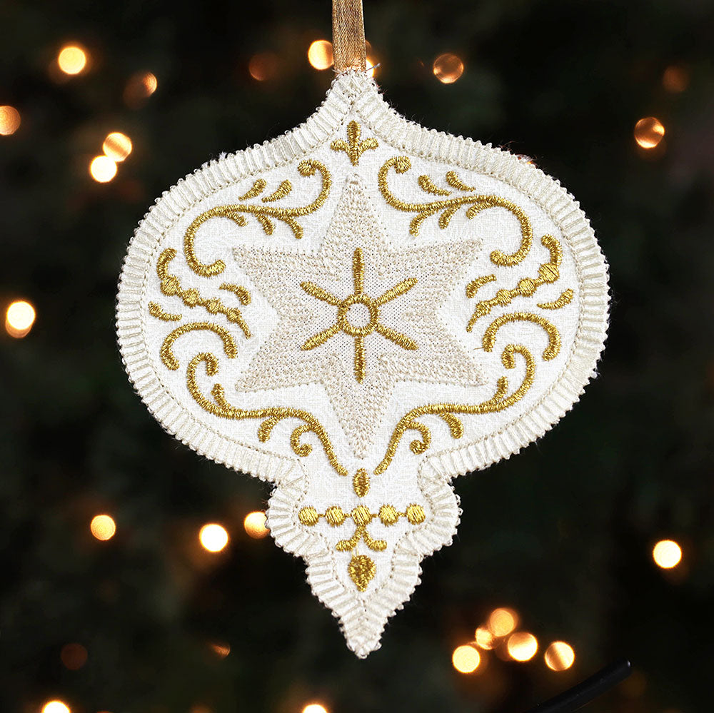 Heirloom Applique Christmas Ornament (In-the-hoop)
