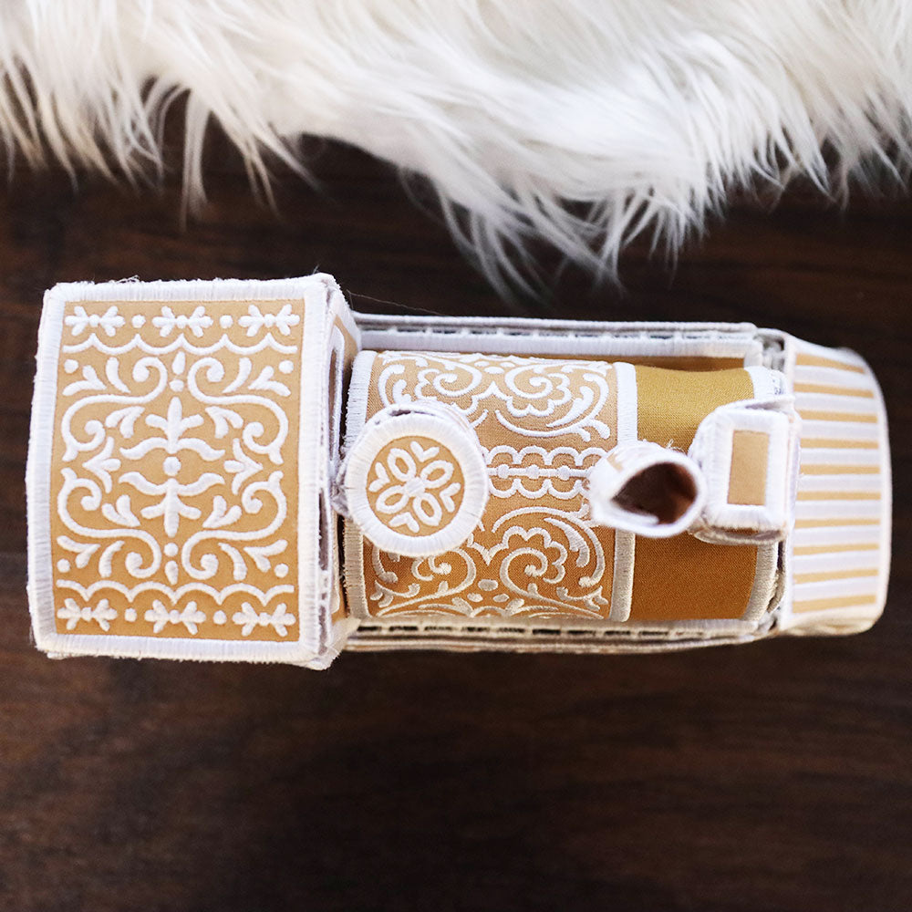 3D Christmas Gingerbread Train Engine (In-the-Hoop)