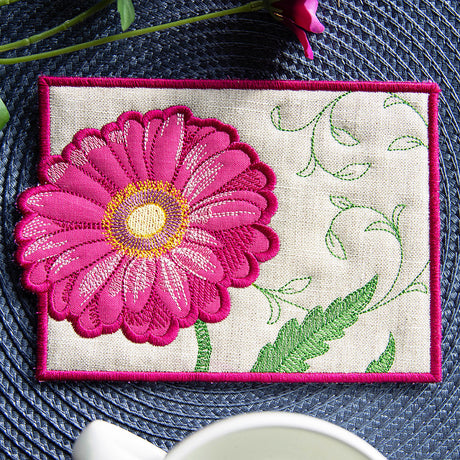 Bloom Mug Rug - Daisy (In-the-Hoop)