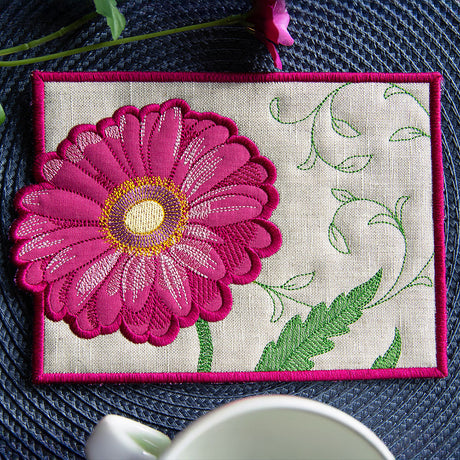 Bloom Mug Rug - Daisy (In-the-Hoop)