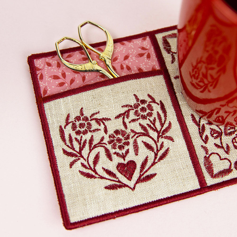 Heart Pocket Mug Rug (In-the-Hoop)