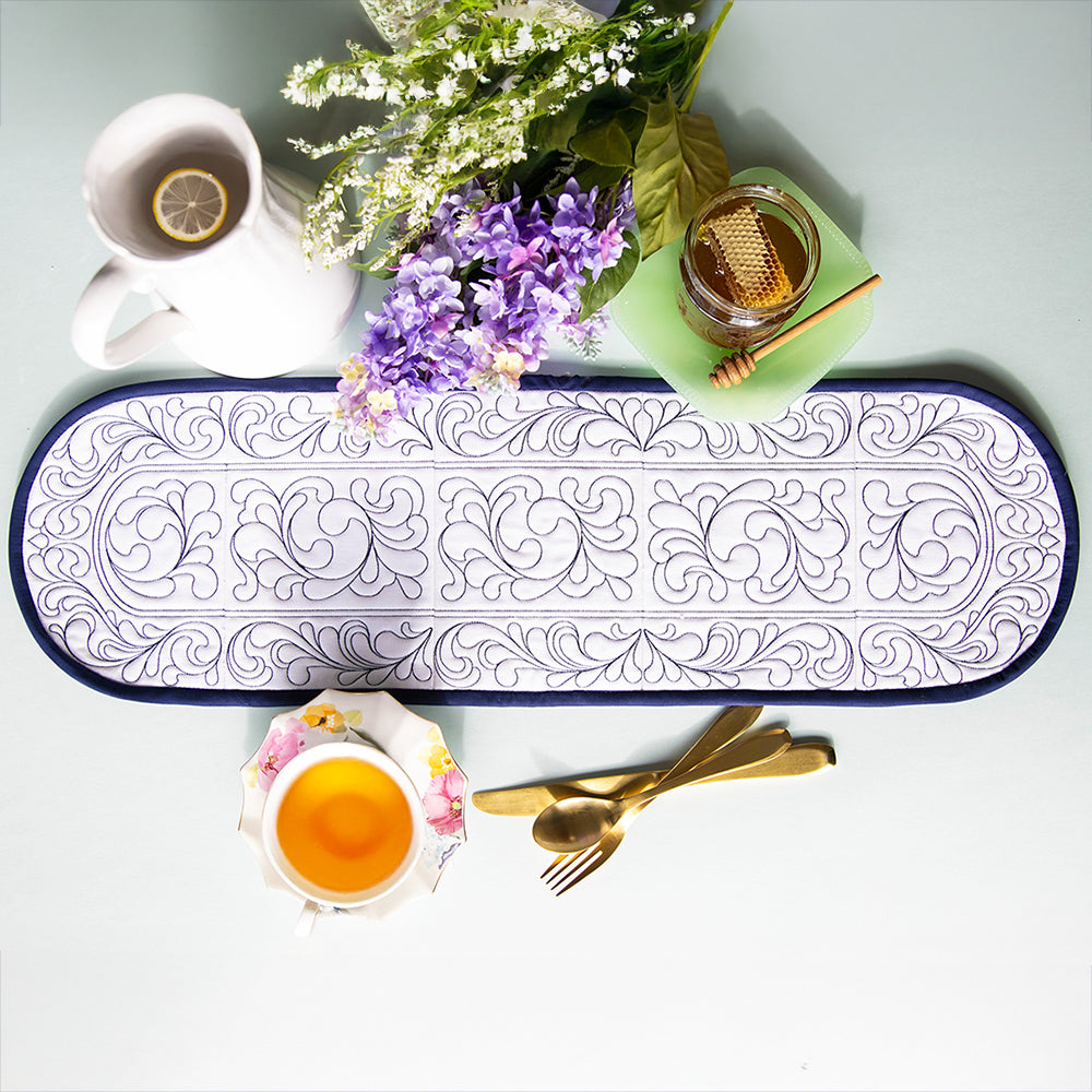 Feather Quilting Table Runner Set