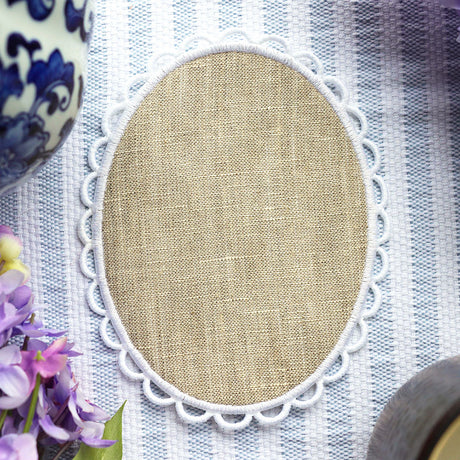 Blank Lace Edge Oval Mug Rug (In-the-Hoop)