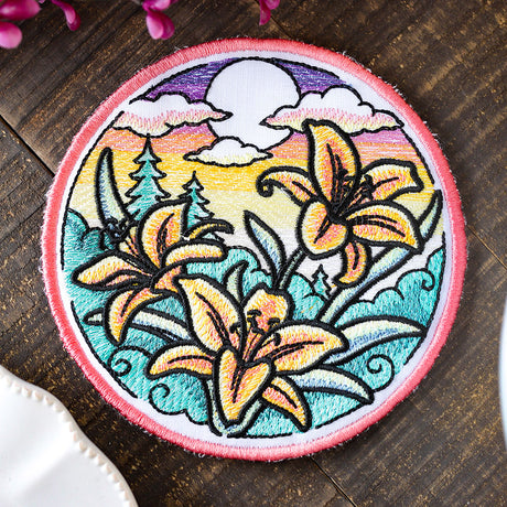 Flora & Fauna Trivet - Lily (In-the-Hoop)