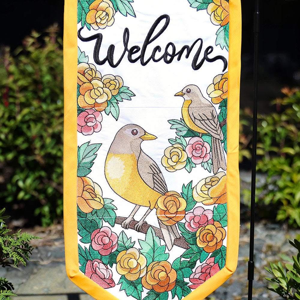 Welcome Robin Garden Flag