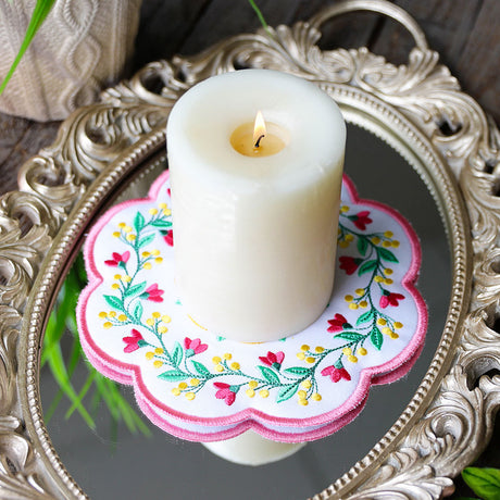 Floral Flair Candle Mat (In-the-Hoop)