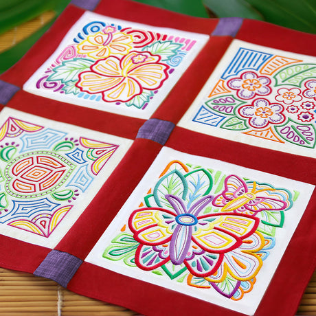 Mola Butterfly Square