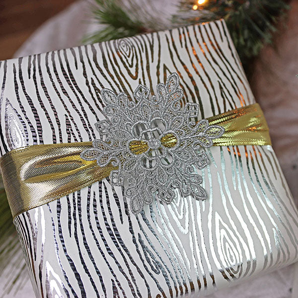 Crystal Snowflake Gift Topper (Lace)