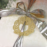 Holiday Wreath Gift Topper (Lace)