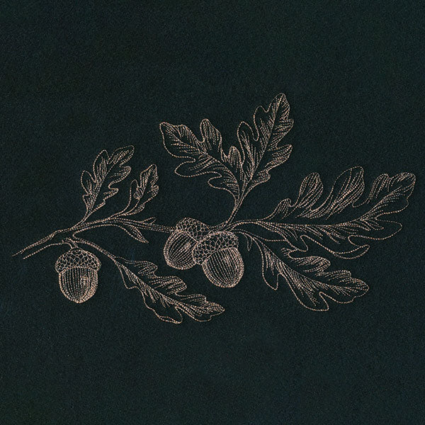 Elegant Acorns Border