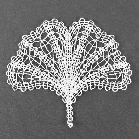Falling Ginkgo Leaf (Battenburg Lace)