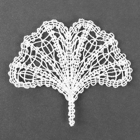 Falling Ginkgo Leaf (Battenburg Lace)