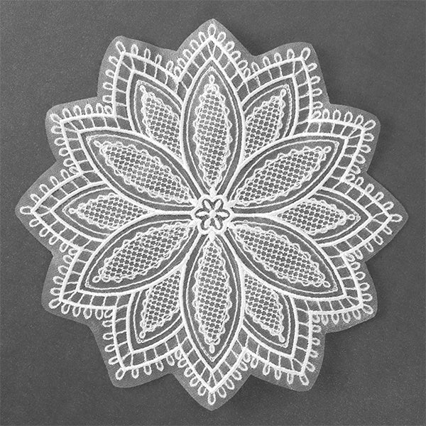 Blooming Poinsettia Doily (Organza)