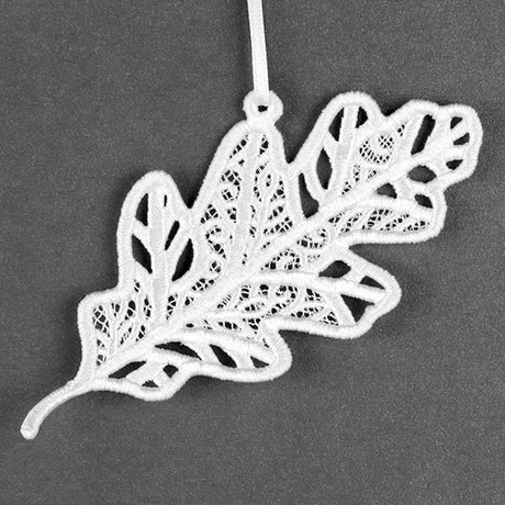Fall Favorites - Oak Leaf (Lace)