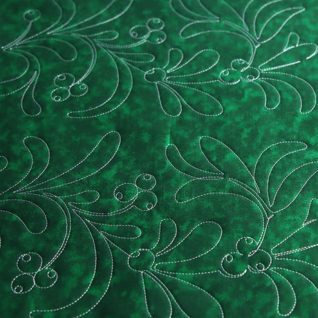 Christmas Wishes - Mistletoe (Edge-to-Edge Quilting)