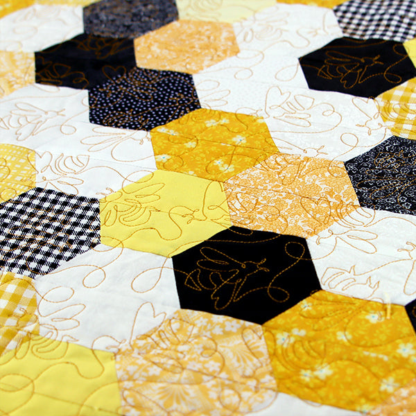 Summer Garden - Honeybees (Edge-to-Edge Quilting)