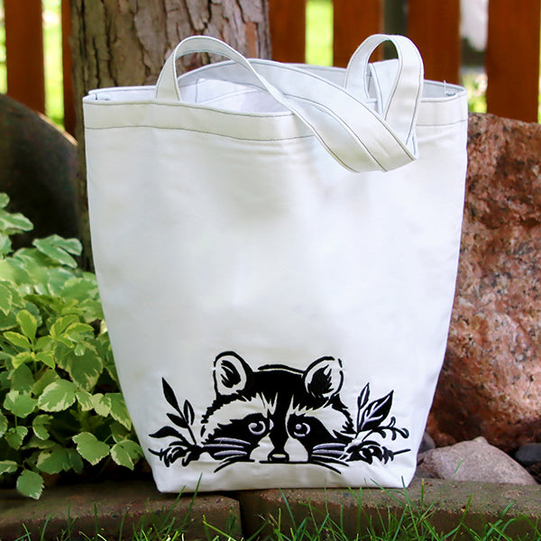 Peeking Raccoon Border