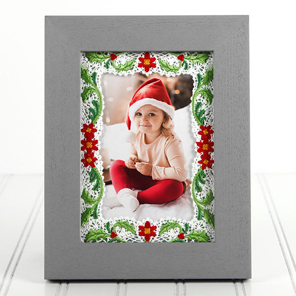 Holiday Botanicals & Cheer Photo Frame (Battenburg Lace)