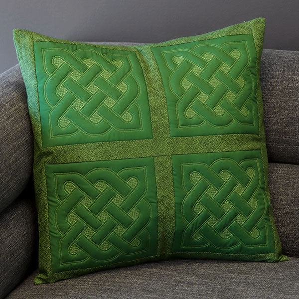 Shield Celtic Knotwork Square (Trapunto)