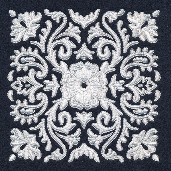 Exquisite Western Paisley Feature (Whitework)