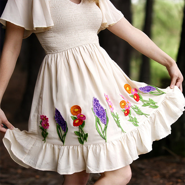Charming Cosmos Flowers (In-the-Hoop) – Embroidery Library